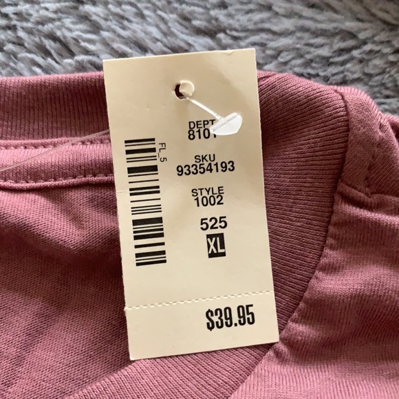 Cropped, long sleeve AC DC shirt - Picture 2 of 4